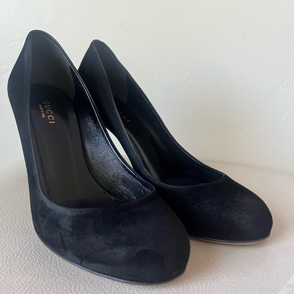 Gucci Classic Black Suede Round Toe High Heels Women’s Size 37 - Picture 2 of 13